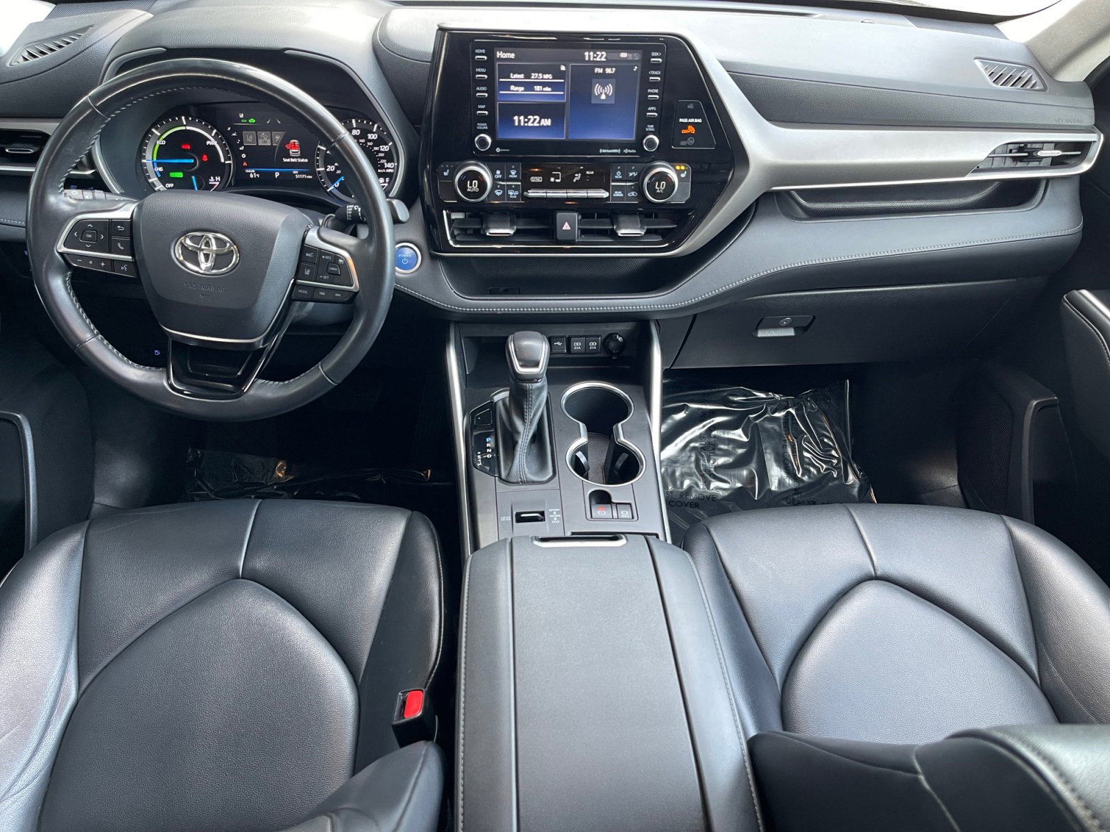Used 2021 Toyota Highlander XLE image 9