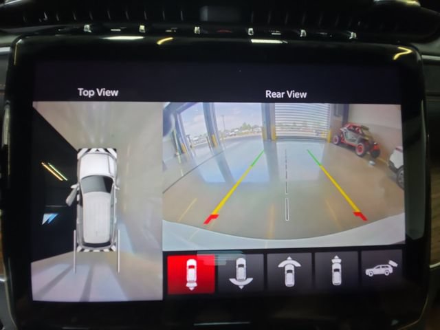Used 2021 Jeep Grand Cherokee L Summit w/ Luxury Tech Group V AWD/4WD image 16