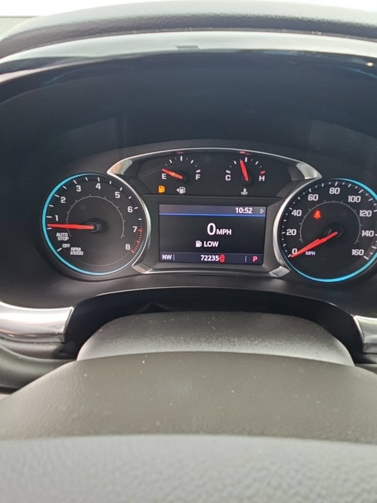 Used 2023 Chevrolet Traverse LT FWD image 14