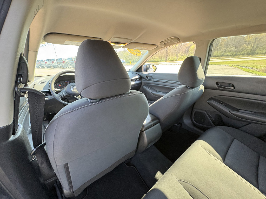 Used 2023 Nissan Altima 2.5 S FWD image 37