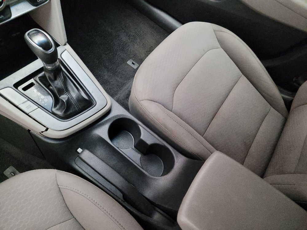 Used 2019 Hyundai Elantra SE image 26