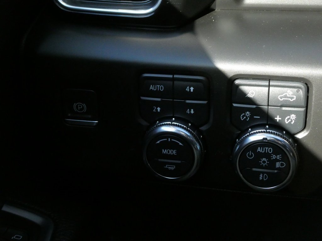 Used 2023 GMC Sierra 1500 Denali w/ Denali Reserve Package image 17