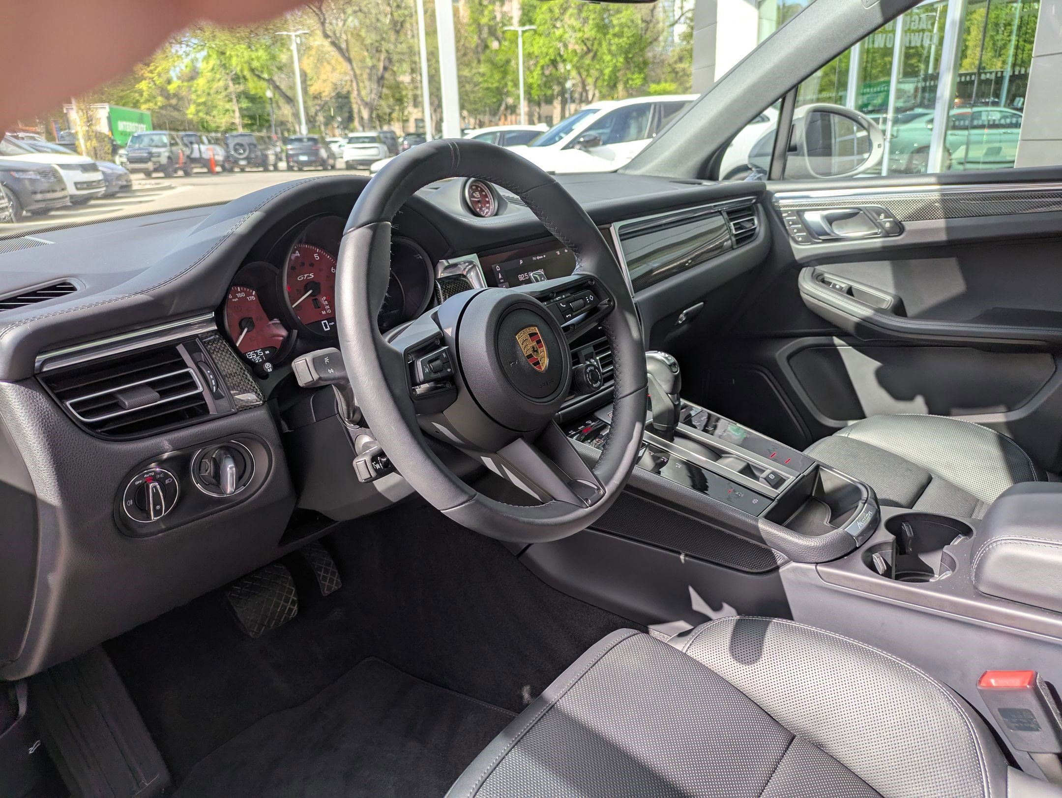 Used 2025 Porsche Macan GTS AWD/4WD image 14