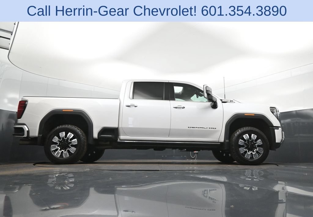 Used 2024 GMC Sierra 2500 Denali w/ Denali Reserve Package AWD/4WD image 45