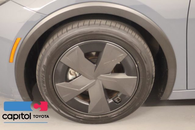 Used 2024 Toyota Prius Prime FWD image 8