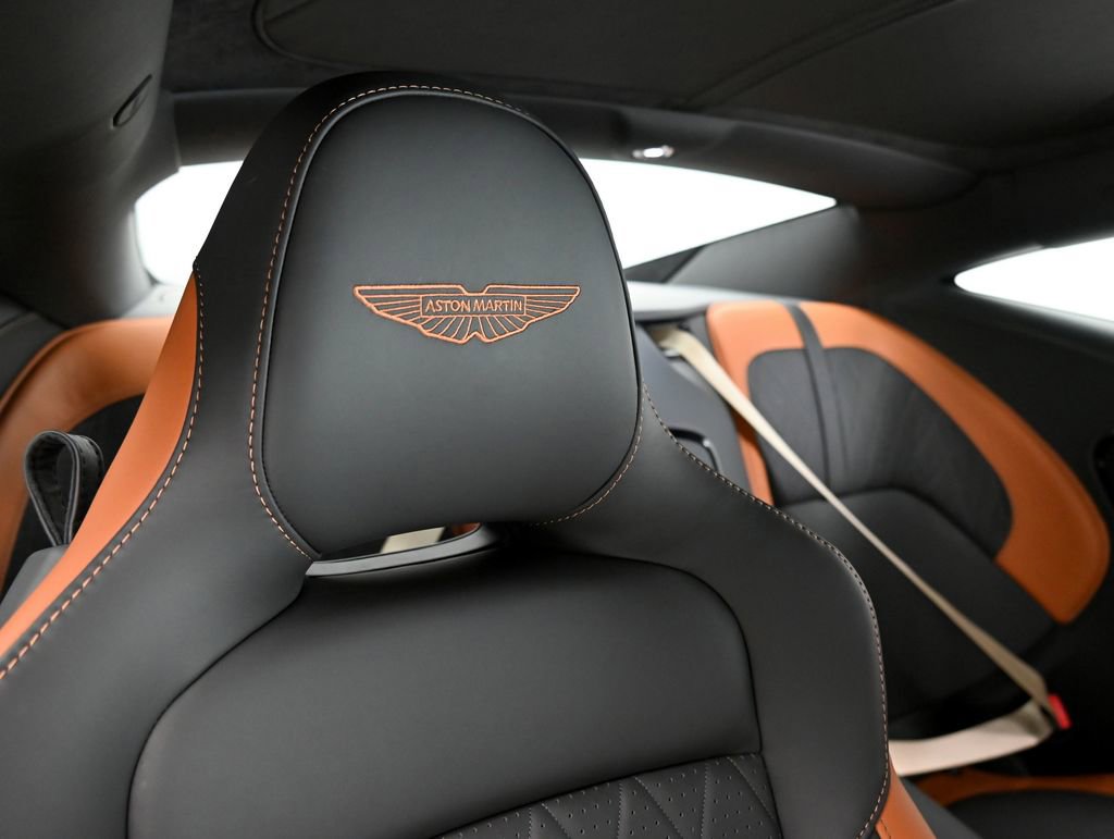 Used 2024 Aston Martin DB12 Coupe image 13