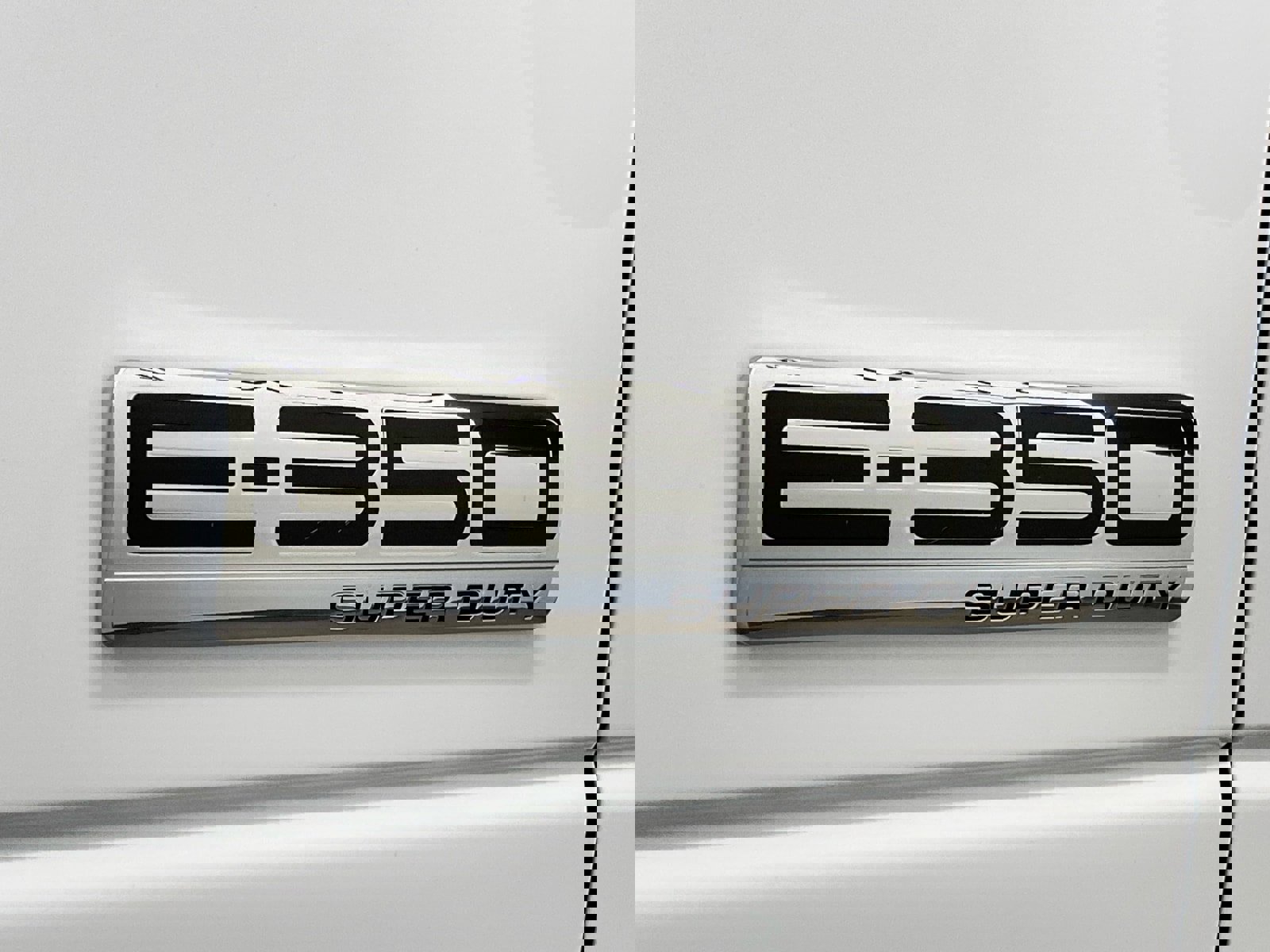 Used 2026 Ford E-350 and Econoline 350 Super Duty w/ Power Equipment Group image 12