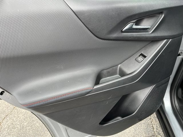 Used 2025 Chevrolet Equinox RS w/ Safety and Technology Package AWD/4WD image 9