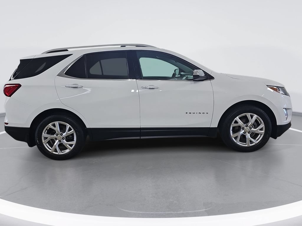 Used 2020 Chevrolet Equinox Premier FWD image 2