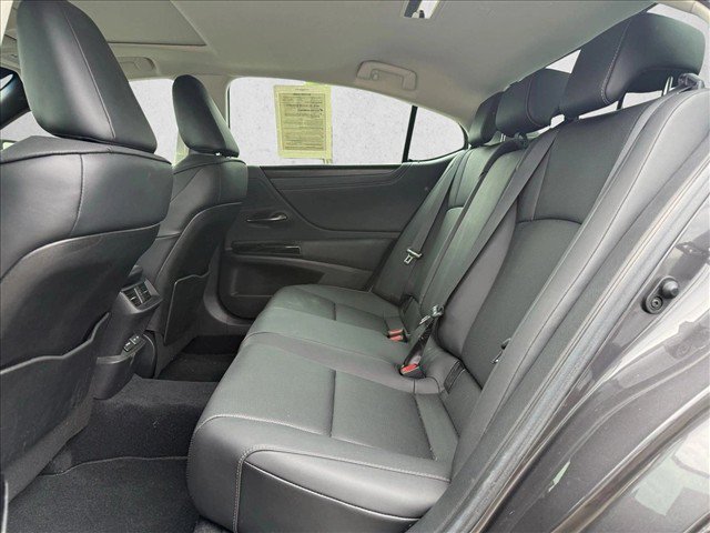 Used 2023 Lexus ES 350 w/ Premium Package FWD image 17