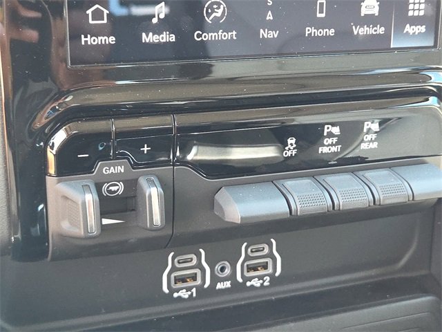 Used 2025 RAM 1500 Laramie w/ Laramie Southwest Edition image 21