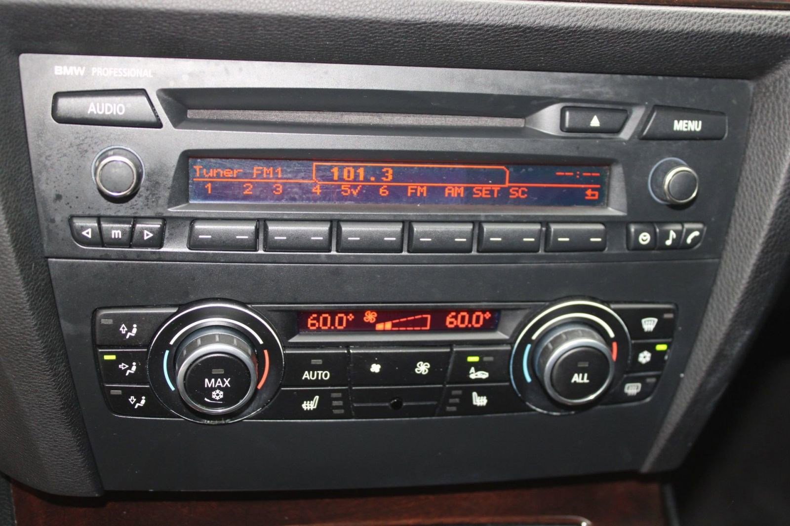 Used 2011 BMW 328i Coupe image 16