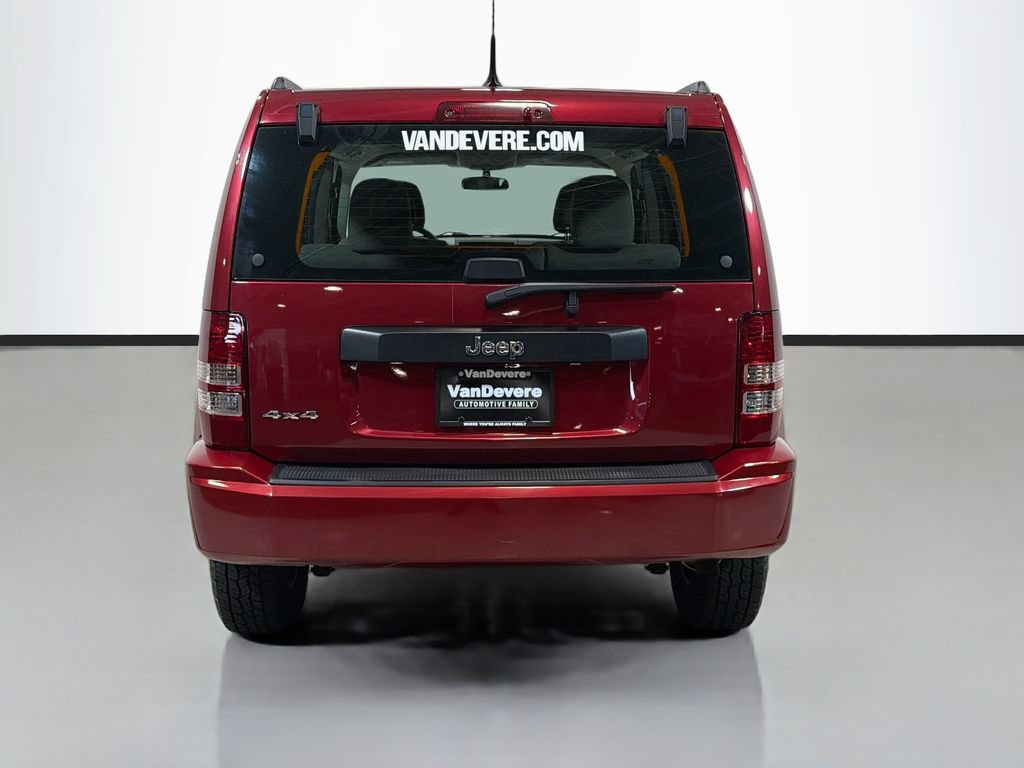 Used 2011 Jeep Liberty Sport AWD/4WD image 8
