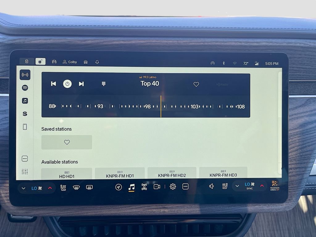 Used 2023 Rivian R1S Adventure image 14