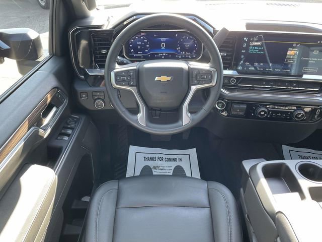 Used 2024 Chevrolet Silverado 2500 LT w/ Convenience Package AWD/4WD image 12