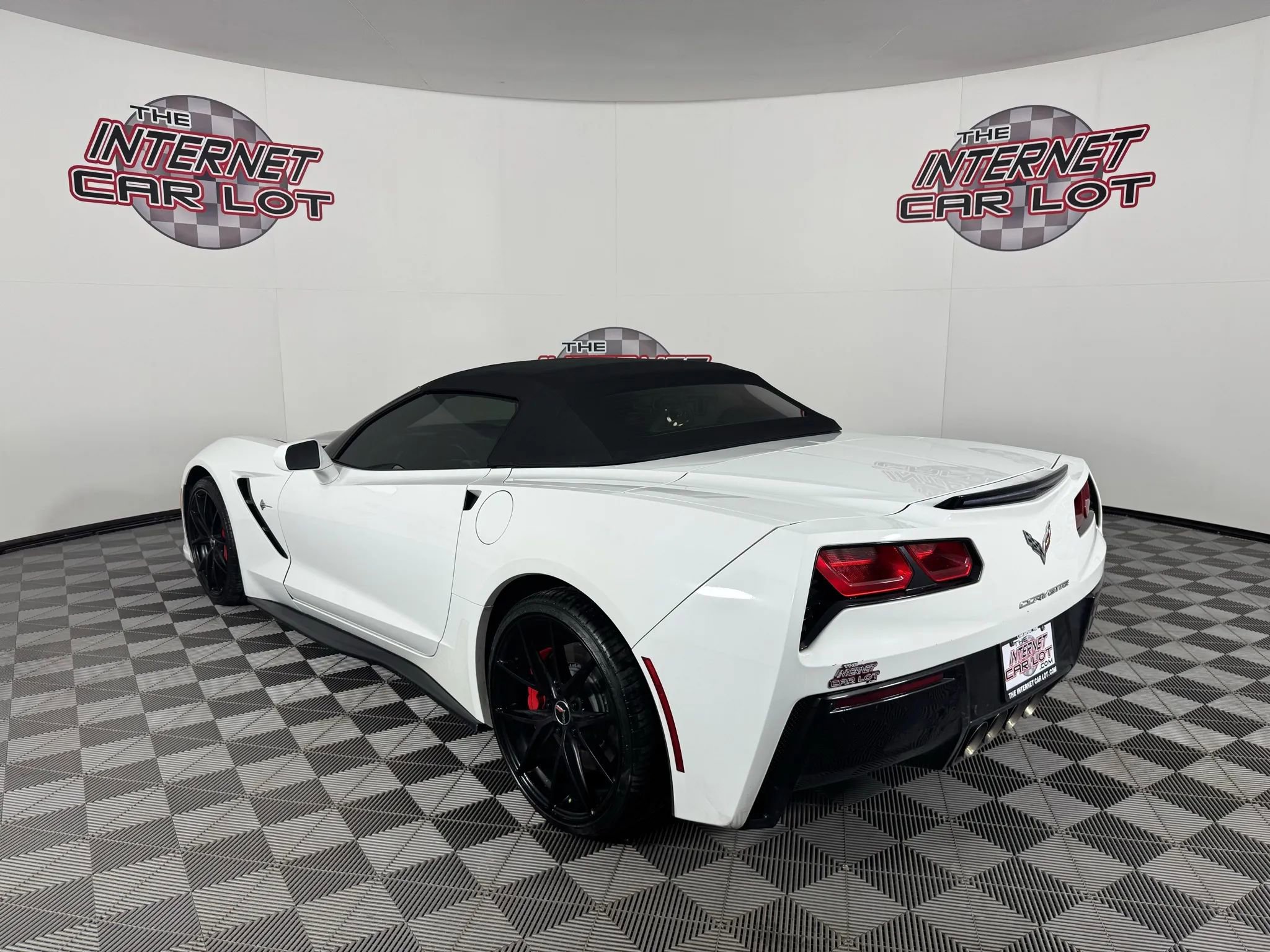 Used 2017 Chevrolet Corvette Stingray Convertible w/ 1LT image 8