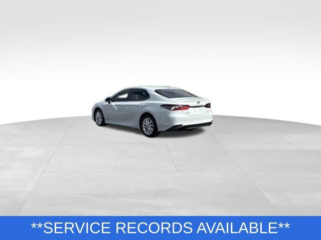Used 2024 Toyota Camry LE w/ Convenience Package image 4