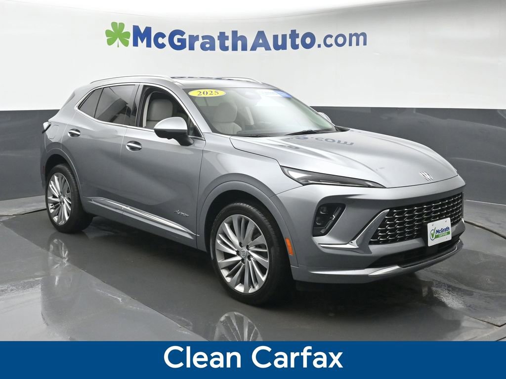 Used 2025 Buick Envision Avenir image 2