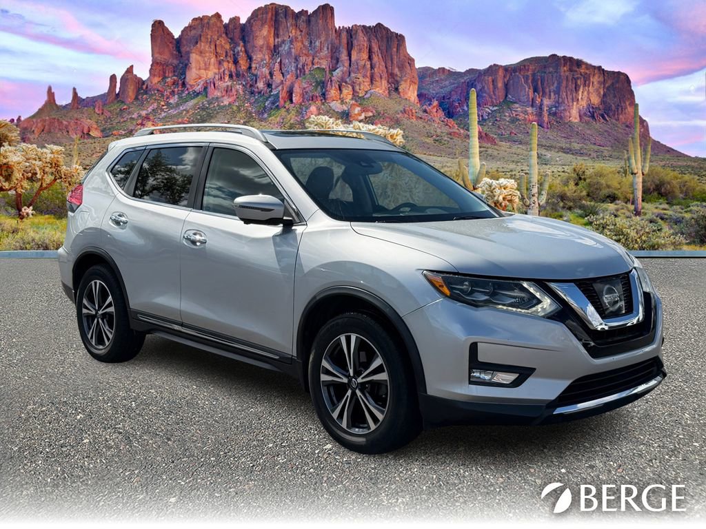 Used 2017 Nissan Rogue SL w/ SL Premium Package image 10