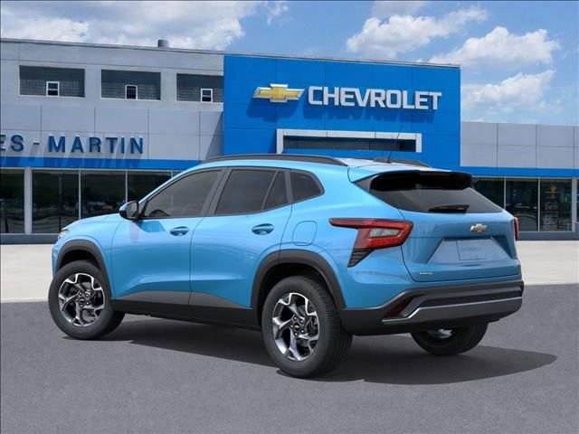 New 2026 Chevrolet Trax LT w/ Driver Confidence Package image 3