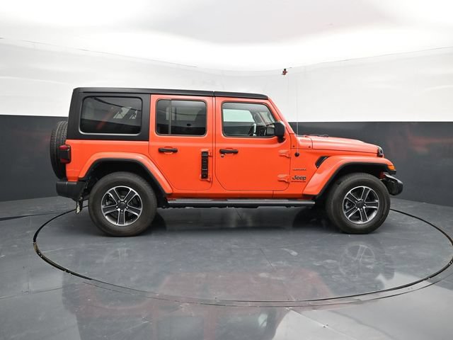 Used 2023 Jeep Wrangler Unlimited Sahara w/ LED Lighting Group AWD/4WD image 10
