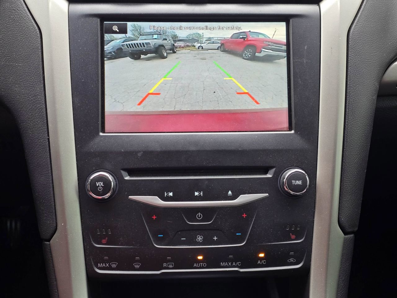 Used 2015 Ford Fusion Energi SE image 17