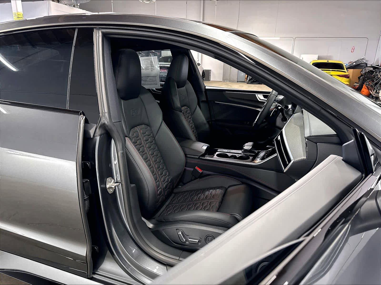 Used 2026 Audi RS 7 Performance AWD/4WD image 10