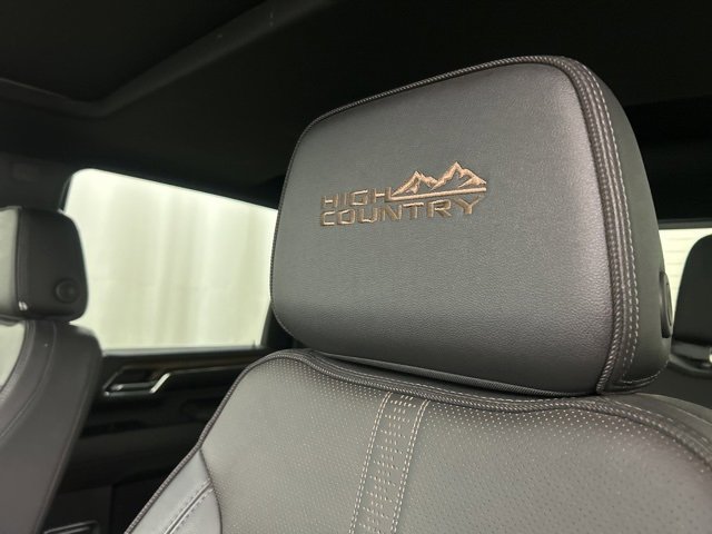 Used 2024 Chevrolet Silverado 3500 High Country w/ High Country Premium Package image 8