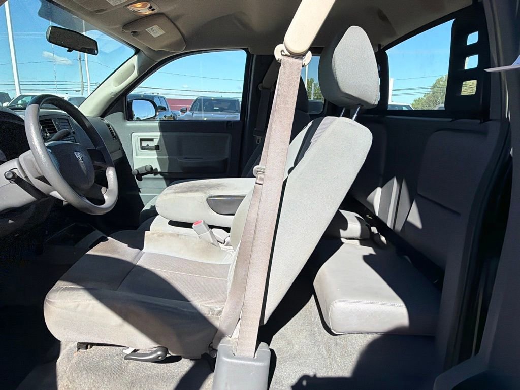 Used 2005 Dodge Dakota ST RWD image 19