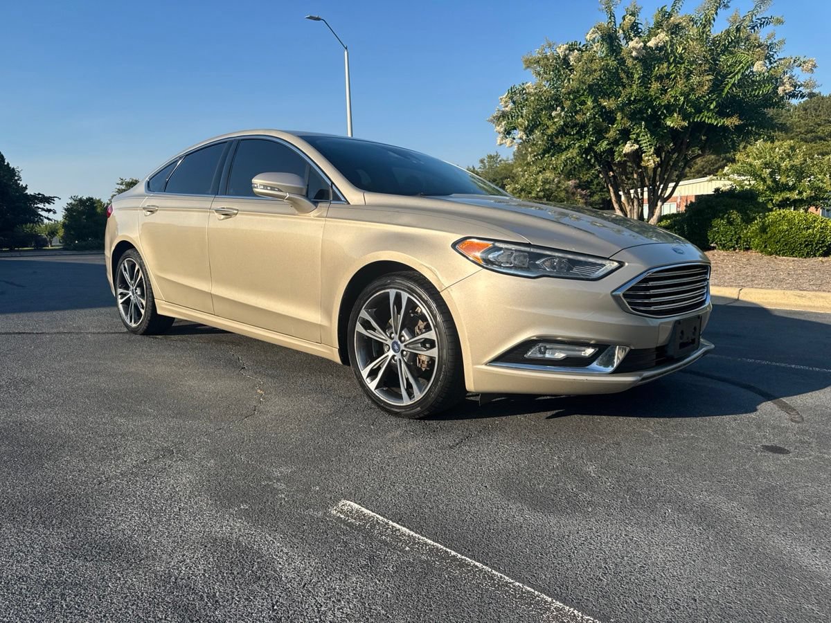 Used 2017 Ford Fusion Titanium AWD/4WD image 9