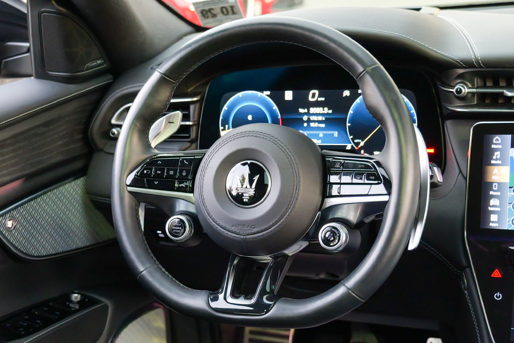 Used 2023 Maserati Grecale Modena AWD/4WD image 43