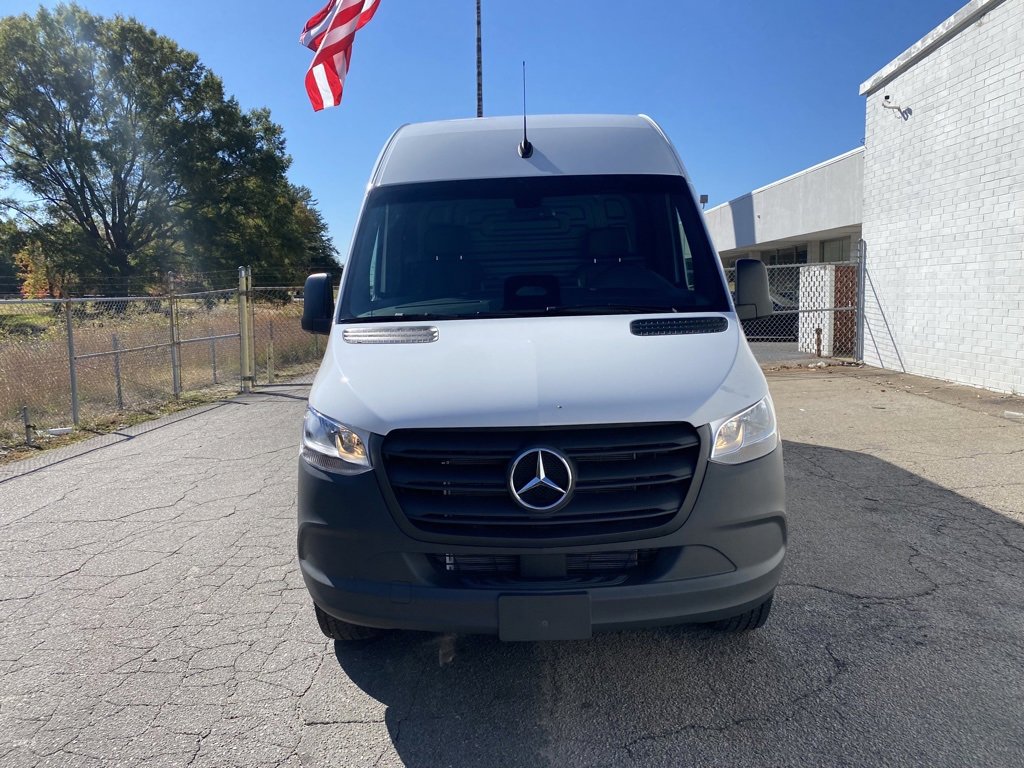 Used 2025 Mercedes-Benz Sprinter 2500 image 6