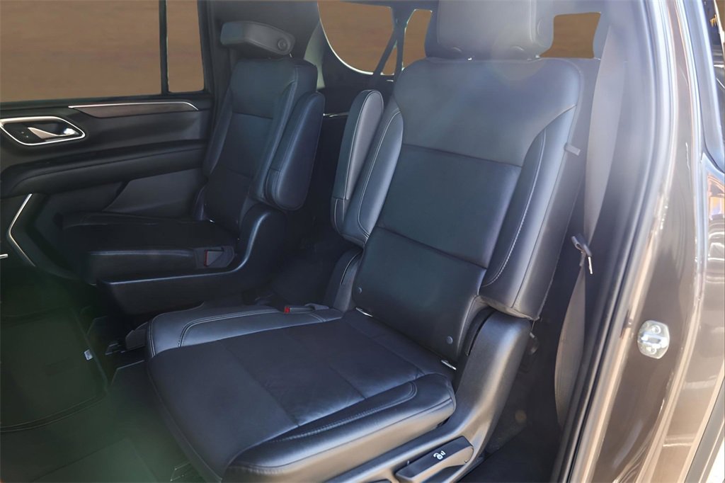 Used 2021 Chevrolet Suburban Z71 image 25