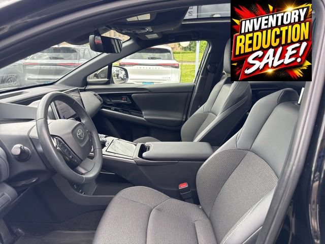 Used 2023 Toyota bZ4X AWD image 16