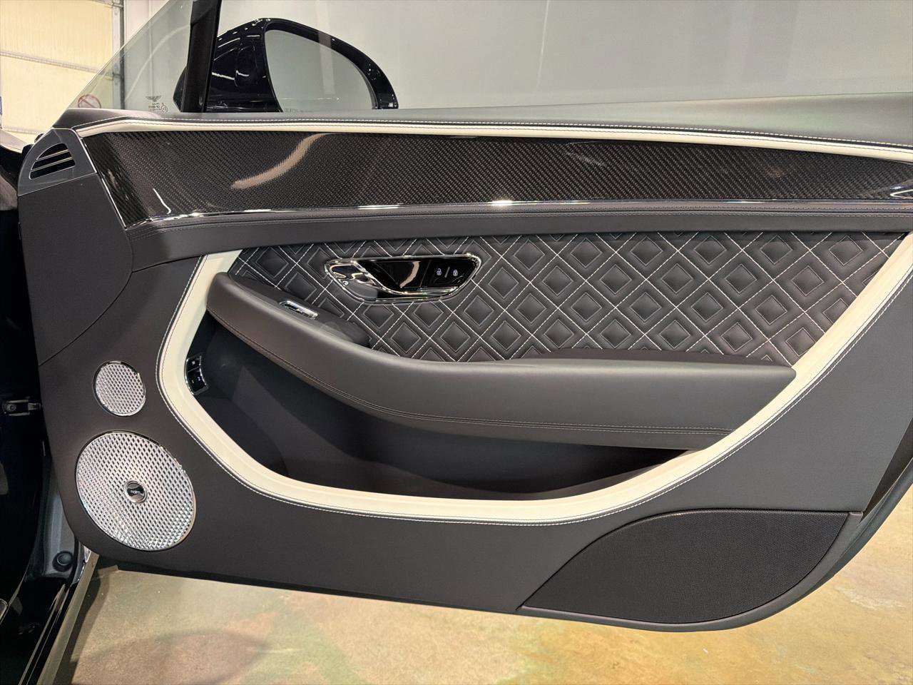 Used 2023 Bentley Continental GT Speed image 29