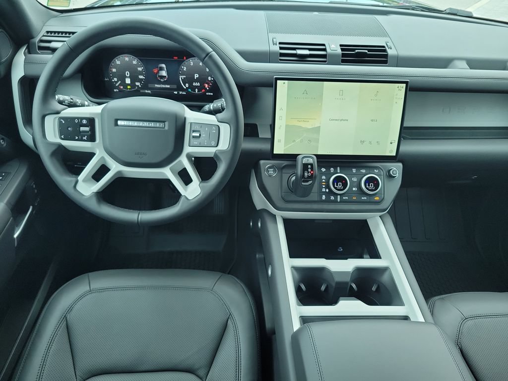 New 2026 Land Rover Defender 110 X-Dynamic SE AWD/4WD image 17