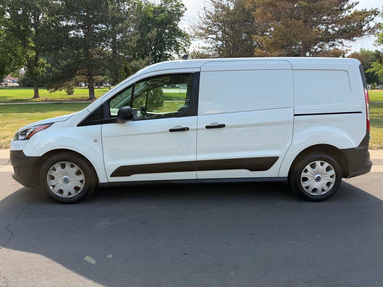 Used 2019 Ford Transit Connect XL FWD image 2