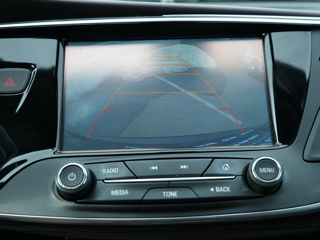 Used 2017 Buick Envision Essence image 20
