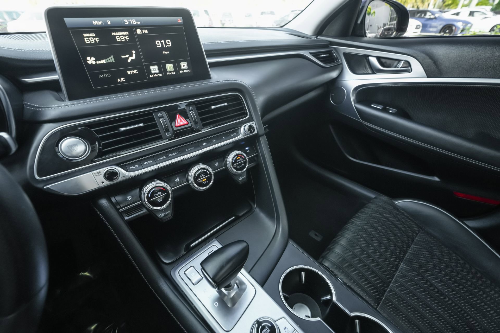 Used 2021 Genesis G70 2.0T w/ Elite Package image 11