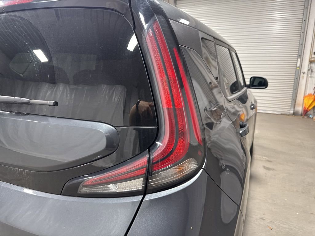 Used 2024 Kia Soul LX w/ Option Group 015 image 33