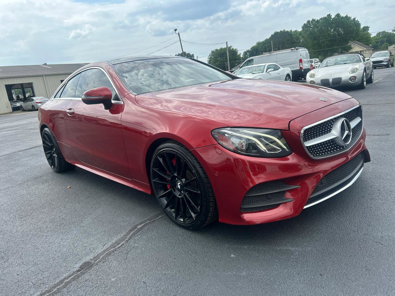 Used 2018 Mercedes-Benz E 400 Coupe image 3