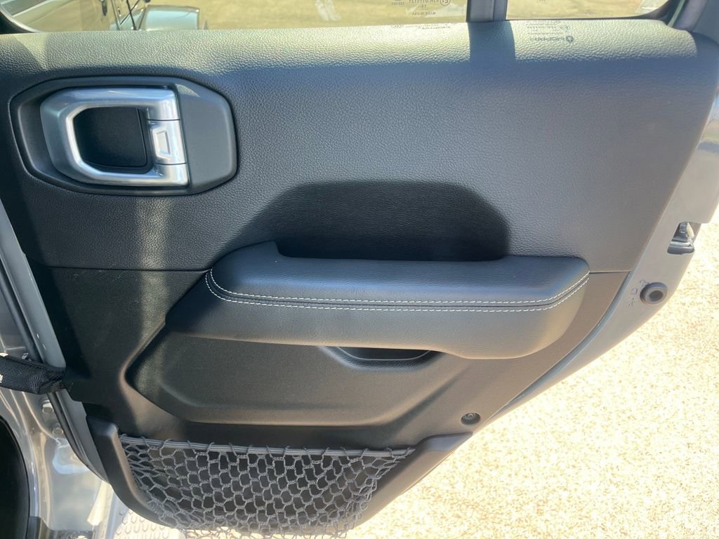 Used 2020 Jeep Wrangler Unlimited Sahara image 74