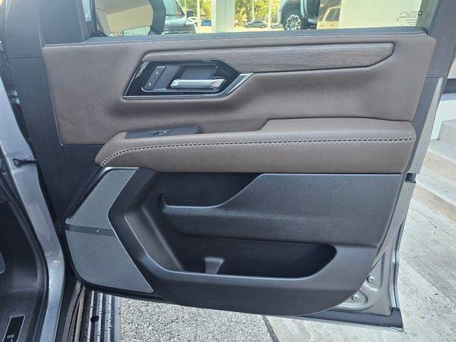 New 2026 GMC Yukon XL Denali Ultimate AWD/4WD image 25