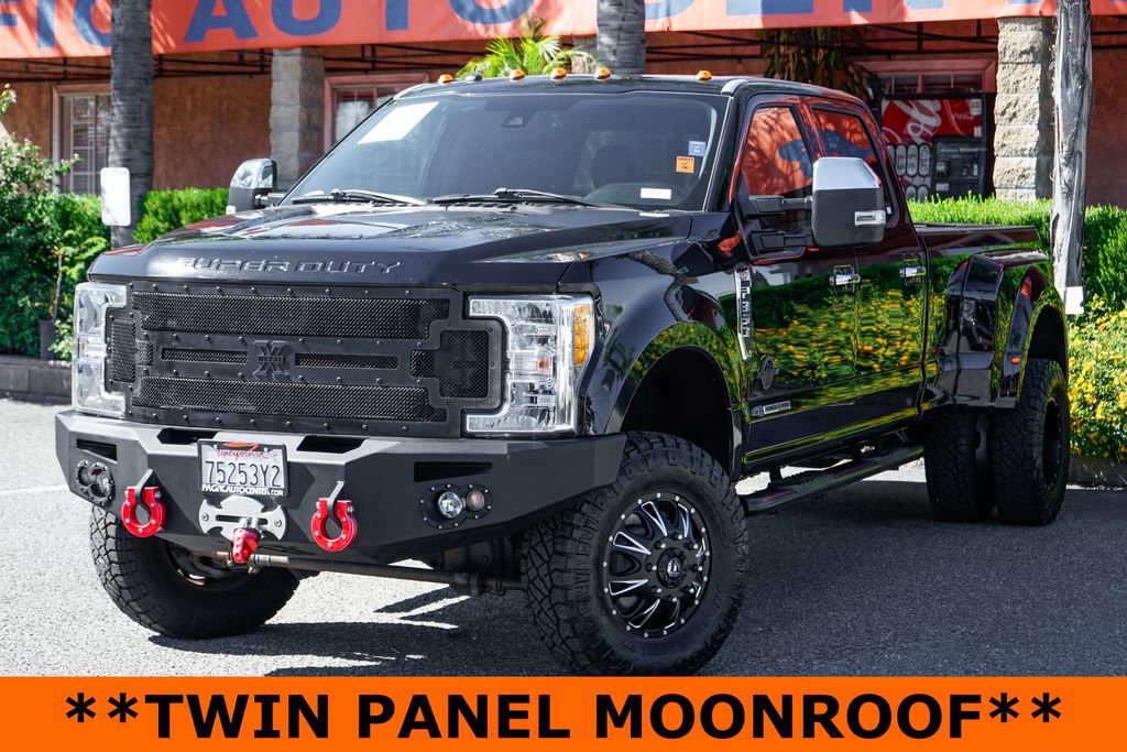 Used 2017 Ford F350 Lariat w/ Lariat Ultimate Package AWD/4WD image 4