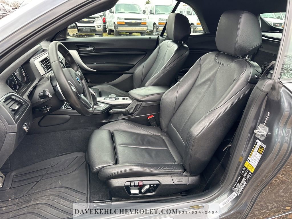 Used 2018 BMW M240i xDrive Convertible image 12