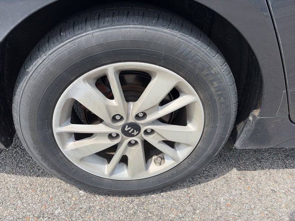 Used 2017 Kia Optima LX w/ Convenience Package image 10