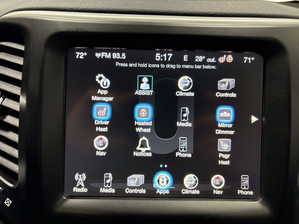 Used 2018 Jeep Cherokee Latitude Plus w/ Comfort/Convenience Group image 29