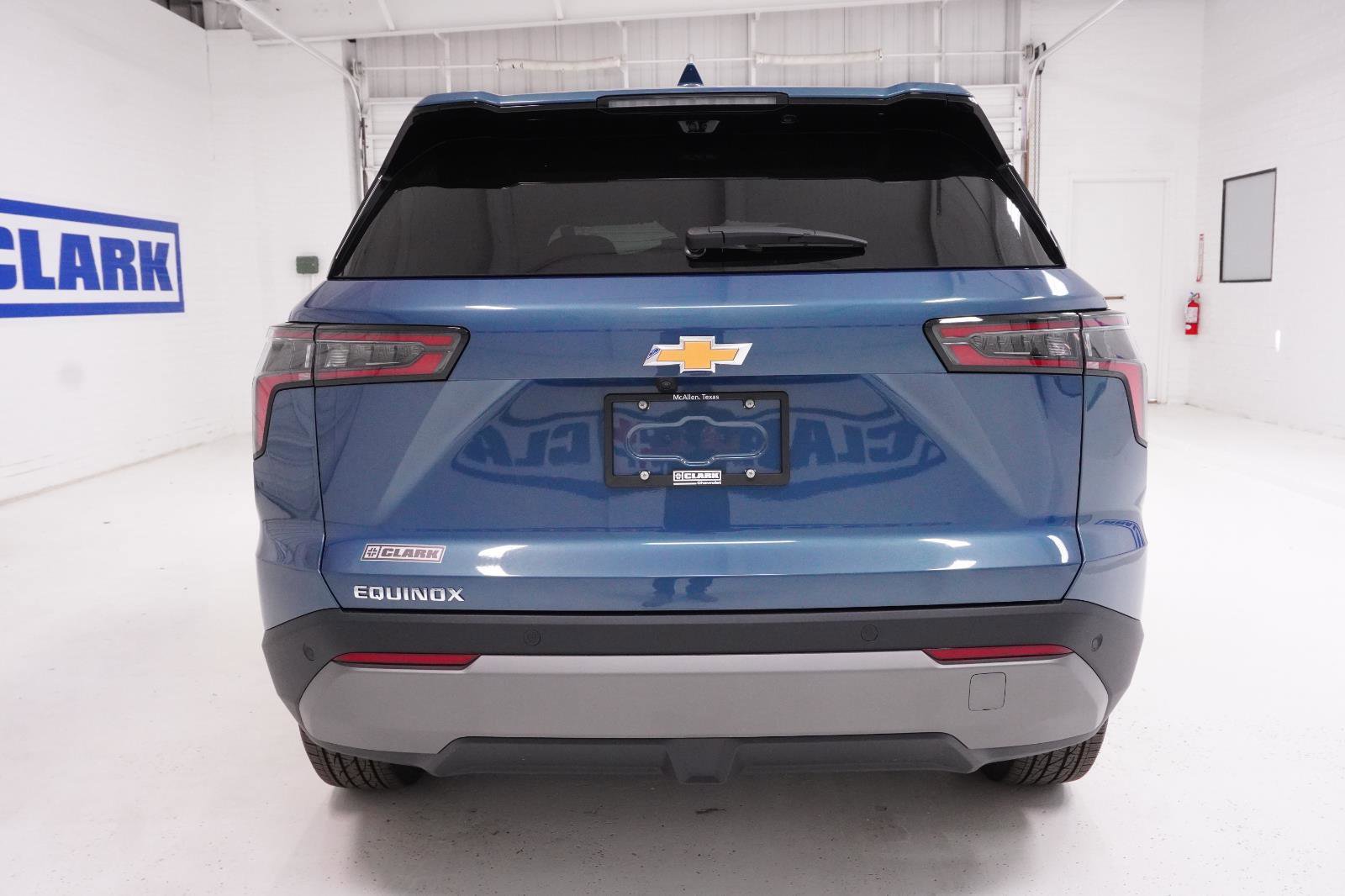 New 2026 Chevrolet Equinox LT w/ Safety and Technology Package image 6