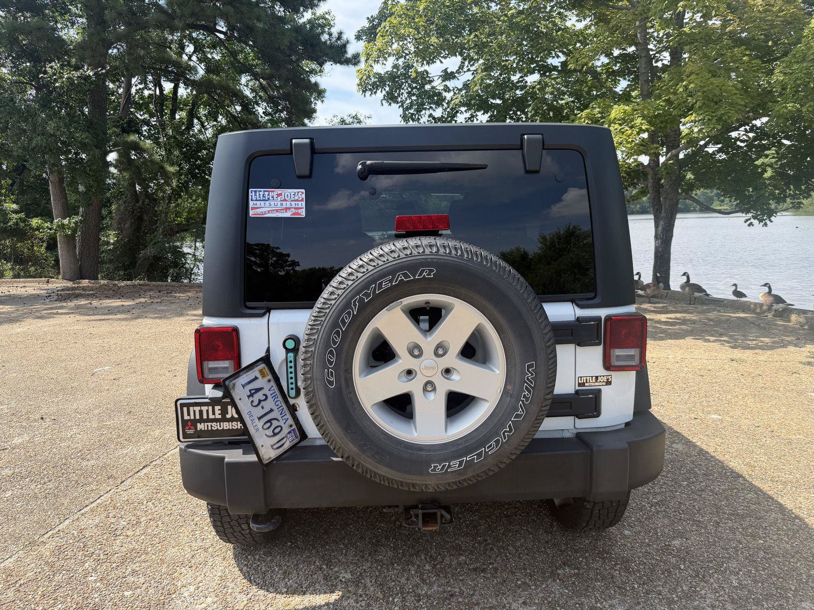 Used 2018 Jeep Wrangler Unlimited Sport S AWD/4WD image 4