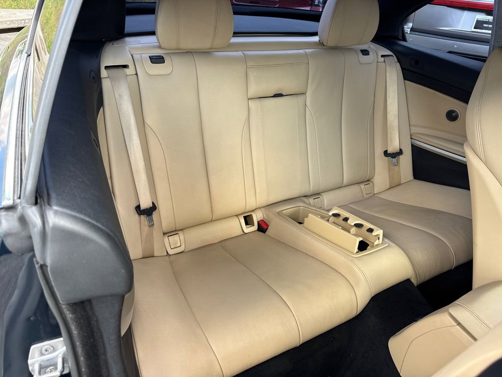Used 2017 BMW 430i Convertible image 15
